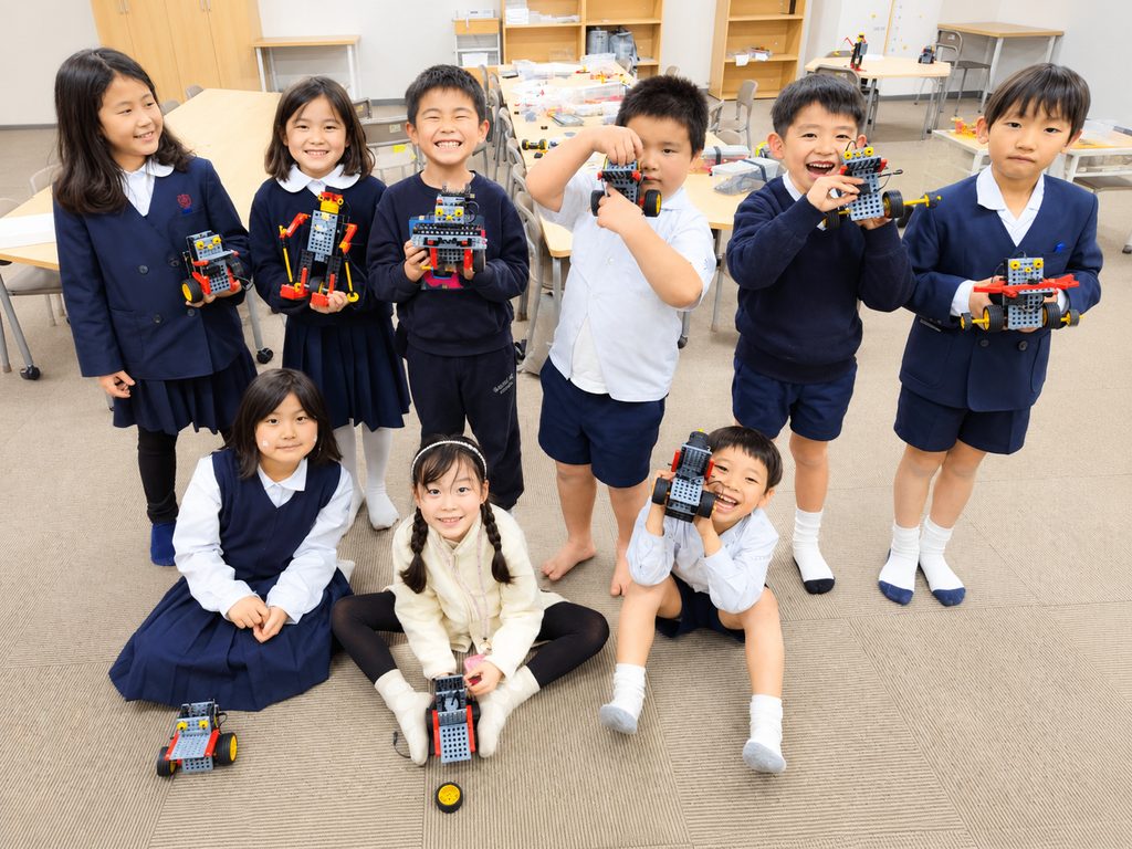 東日本橋校のロボット教室の様子